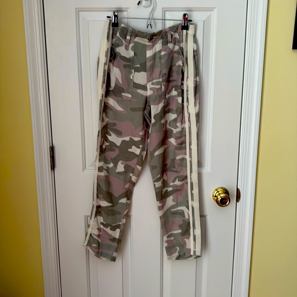 Boston Proper Pastel Camo Jogger Pants✨